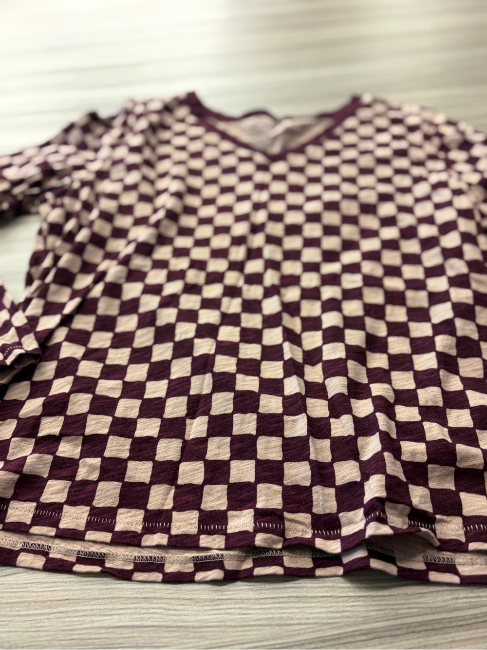 Sonoma Checkerboard V-Neck Long Sleeve Top in Burgundy and Cream- M